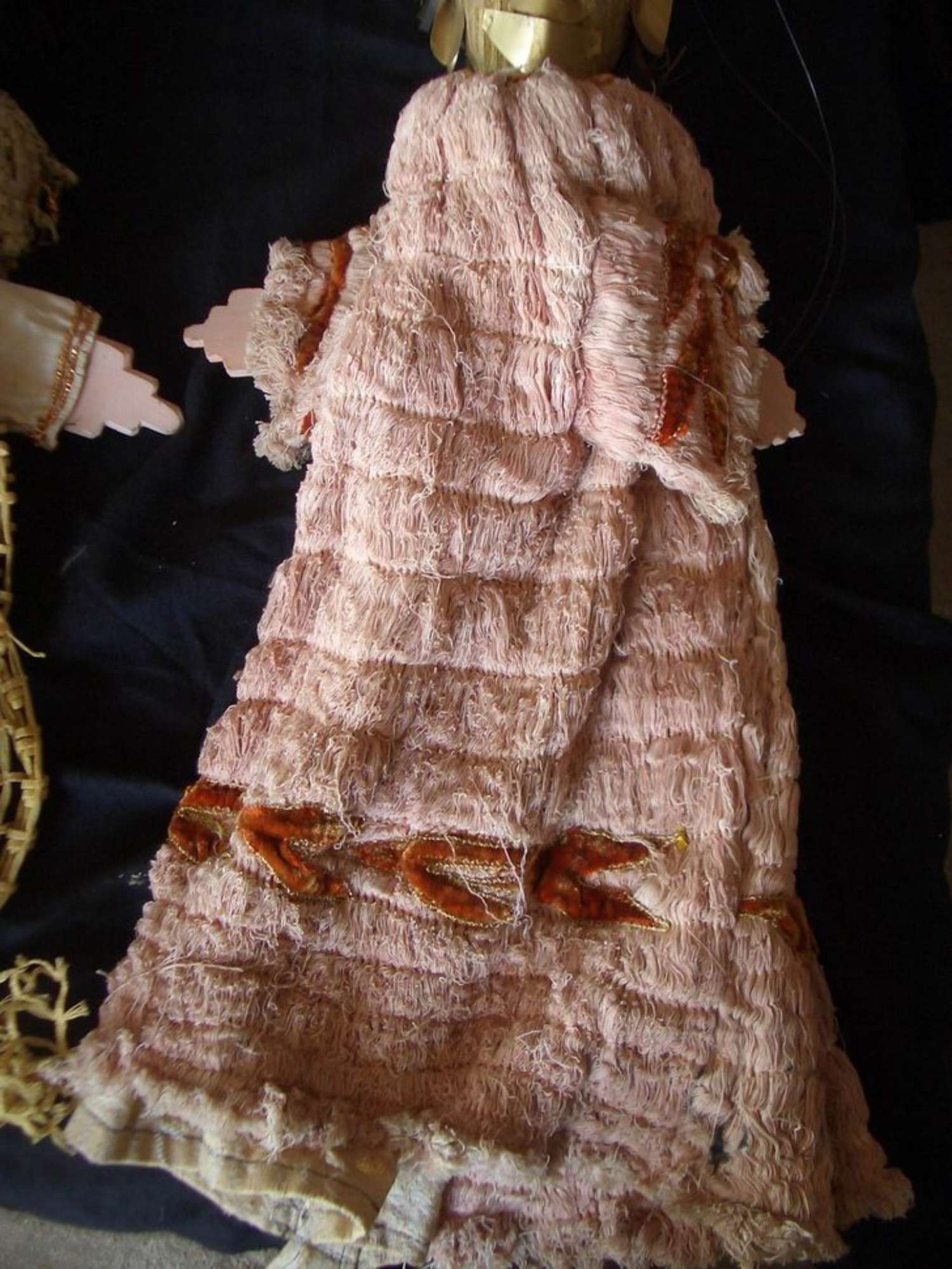 Personaggio 4 prima del restauro